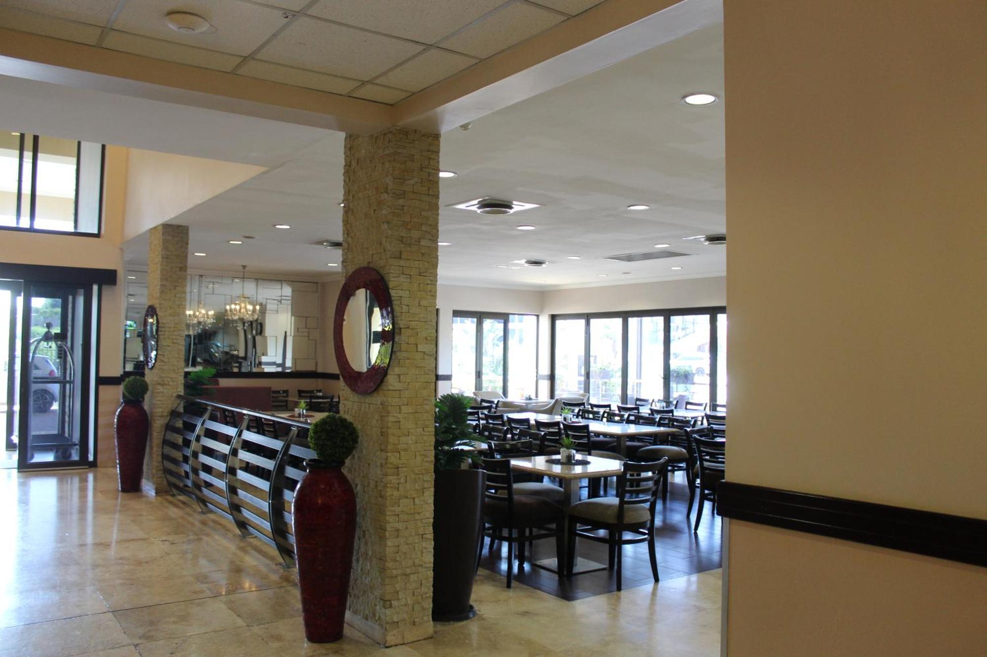 Hampshire Hotel - Ballito Buitenkant foto